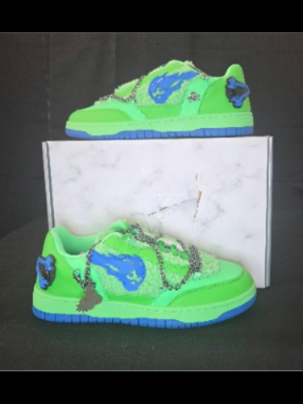 COURT CLASSIC SNEAKERS (UNCHAINED Green BEARS) 8